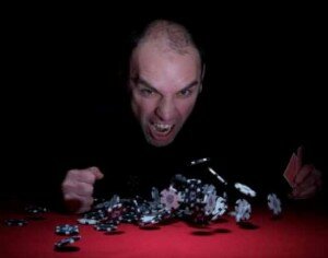 angry player 2 300x236 Трюки, с помощью которых казино обманывает вас